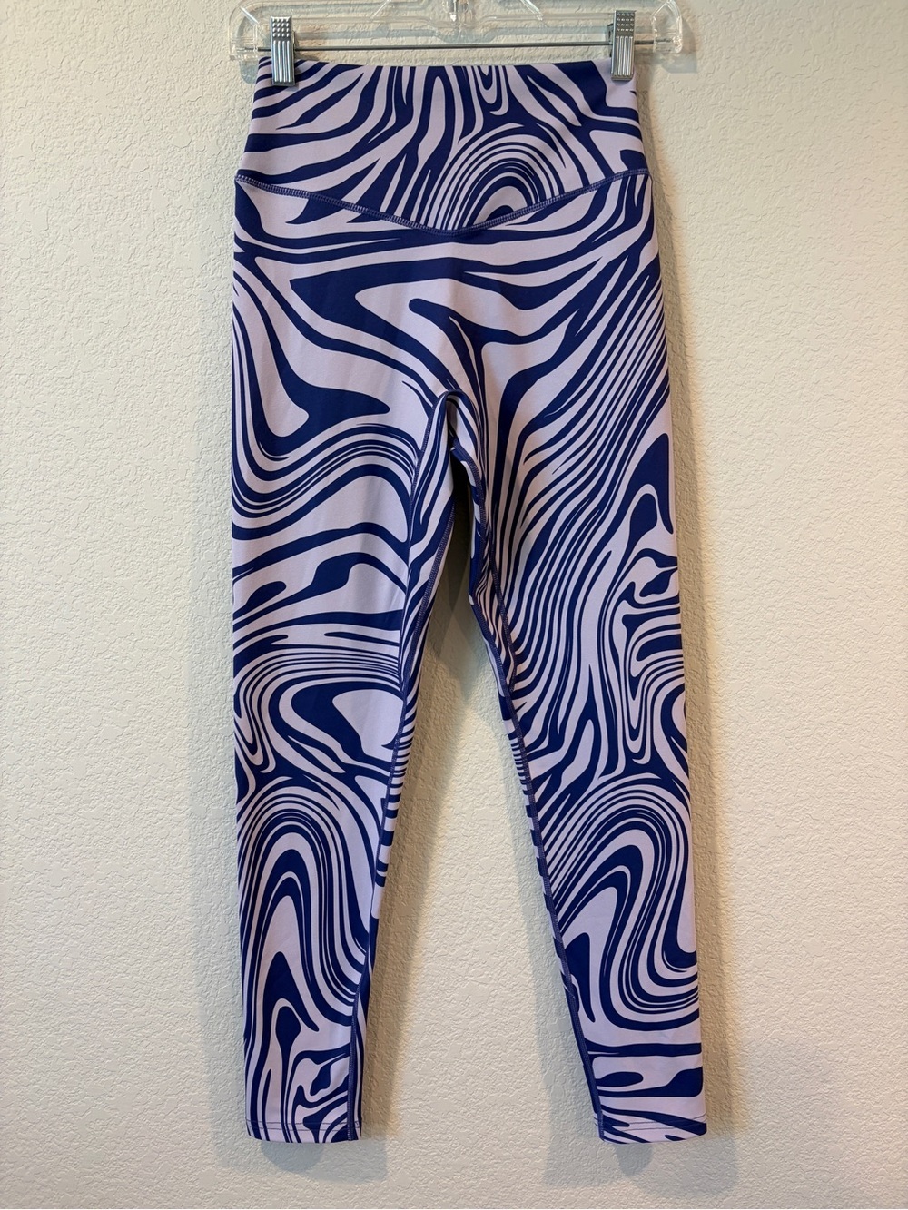 VITALITY X COSMOPOLITAN Women’s Purple The Storm Cloud Printed Legging - M